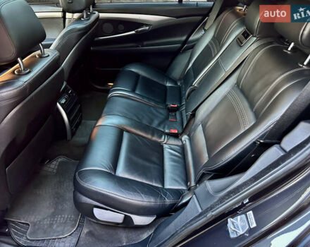 Серый БМВ 5 Серия ГТ, объемом двигателя 3 л и пробегом 222 тыс. км за 15000 $, фото 26 на Automoto.ua