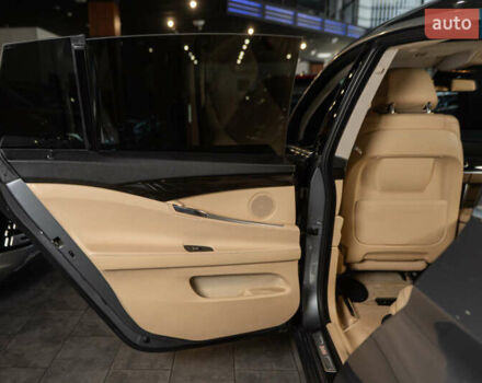 Серый БМВ 5 Серия ГТ, объемом двигателя 2.99 л и пробегом 196 тыс. км за 22900 $, фото 32 на Automoto.ua