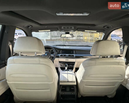 Сірий БМВ 5 Серія ГТ, об'ємом двигуна 0 л та пробігом 200 тис. км за 13998 $, фото 30 на Automoto.ua