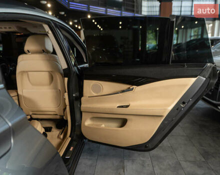 Серый БМВ 5 Серия ГТ, объемом двигателя 2.99 л и пробегом 196 тыс. км за 22900 $, фото 30 на Automoto.ua