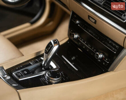 Серый БМВ 5 Серия ГТ, объемом двигателя 2.99 л и пробегом 196 тыс. км за 22900 $, фото 18 на Automoto.ua