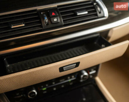 Серый БМВ 5 Серия ГТ, объемом двигателя 2.99 л и пробегом 196 тыс. км за 22900 $, фото 19 на Automoto.ua