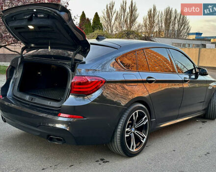 Серый БМВ 5 Серия ГТ, объемом двигателя 3 л и пробегом 222 тыс. км за 15000 $, фото 15 на Automoto.ua