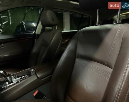 Серый БМВ 5 Серия ГТ, объемом двигателя 3 л и пробегом 220 тыс. км за 17500 $, фото 27 на Automoto.ua