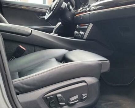 Серый БМВ 5 Серия ГТ, объемом двигателя 3 л и пробегом 200 тыс. км за 16500 $, фото 20 на Automoto.ua