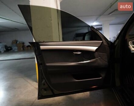 Серый БМВ 5 Серия ГТ, объемом двигателя 2 л и пробегом 180 тыс. км за 18999 $, фото 21 на Automoto.ua