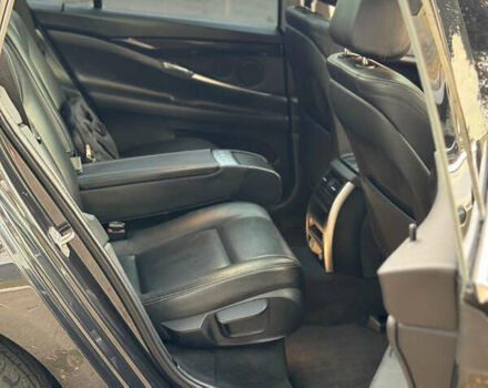 Серый БМВ 5 Серия ГТ, объемом двигателя 3 л и пробегом 230 тыс. км за 19000 $, фото 16 на Automoto.ua