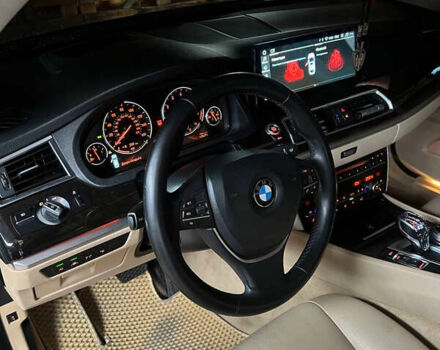 Серый БМВ 5 Серия ГТ, объемом двигателя 2.98 л и пробегом 170 тыс. км за 19999 $, фото 12 на Automoto.ua