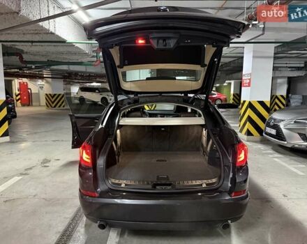 Серый БМВ 5 Серия ГТ, объемом двигателя 3 л и пробегом 220 тыс. км за 17500 $, фото 56 на Automoto.ua