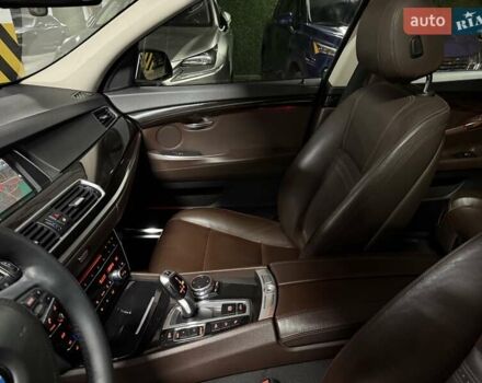 Серый БМВ 5 Серия ГТ, объемом двигателя 3 л и пробегом 220 тыс. км за 17500 $, фото 25 на Automoto.ua