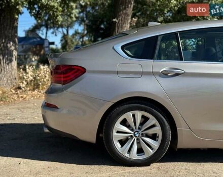 Серый БМВ 5 Серия ГТ, объемом двигателя 3 л и пробегом 113 тыс. км за 22990 $, фото 10 на Automoto.ua