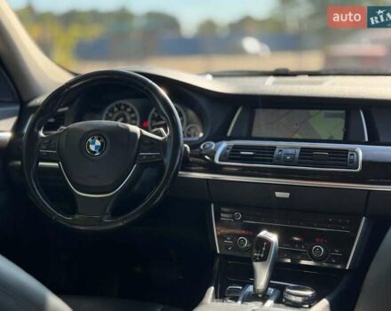 Серый БМВ 5 Серия ГТ, объемом двигателя 3 л и пробегом 113 тыс. км за 22990 $, фото 46 на Automoto.ua