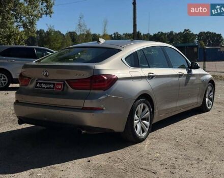 Серый БМВ 5 Серия ГТ, объемом двигателя 3 л и пробегом 113 тыс. км за 22990 $, фото 9 на Automoto.ua