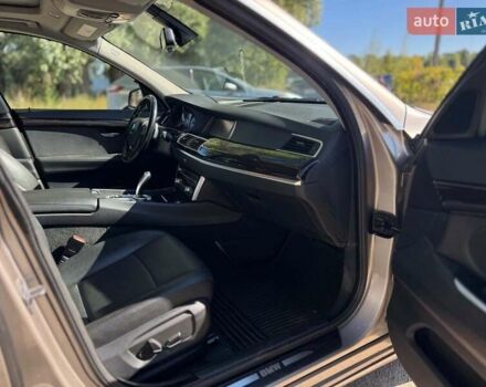 Серый БМВ 5 Серия ГТ, объемом двигателя 3 л и пробегом 113 тыс. км за 22990 $, фото 50 на Automoto.ua