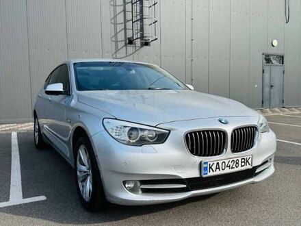 Серый БМВ 5 Серия ГТ, объемом двигателя 3 л и пробегом 208 тыс. км за 14500 $, фото 1 на Automoto.ua