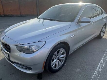 Серый БМВ 5 Серия ГТ, объемом двигателя 2.98 л и пробегом 205 тыс. км за 12000 $, фото 1 на Automoto.ua