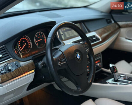 Синій БМВ 5 Серія ГТ, об'ємом двигуна 3 л та пробігом 335 тис. км за 13350 $, фото 7 на Automoto.ua