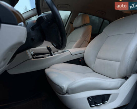 Синій БМВ 5 Серія ГТ, об'ємом двигуна 3 л та пробігом 335 тис. км за 13350 $, фото 5 на Automoto.ua