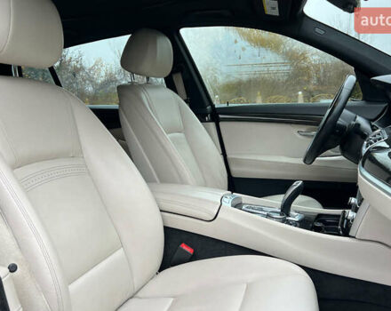 Синий БМВ 5 Серия ГТ, объемом двигателя 2.98 л и пробегом 171 тыс. км за 21750 $, фото 20 на Automoto.ua