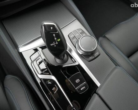 Белый БМВ 5 Серия, объемом двигателя 0 л и пробегом 2 тыс. км за 38999 $, фото 12 на Automoto.ua