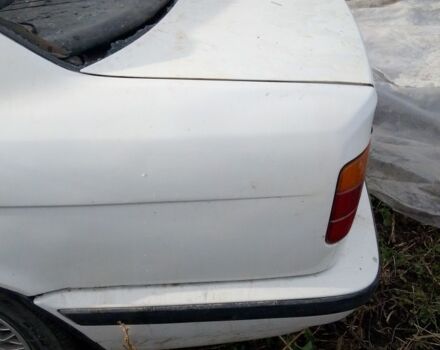 Белый БМВ 5 Серия, объемом двигателя 2 л и пробегом 2 тыс. км за 1000 $, фото 4 на Automoto.ua