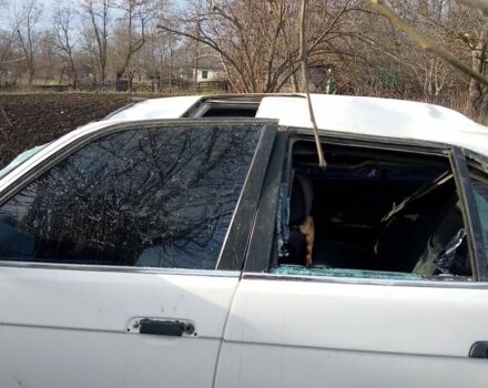 Белый БМВ 5 Серия, объемом двигателя 2 л и пробегом 2 тыс. км за 1000 $, фото 6 на Automoto.ua