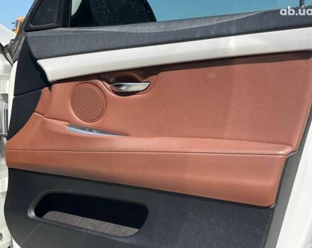 Белый БМВ 5 Серия, объемом двигателя 2 л и пробегом 254 тыс. км за 16290 $, фото 52 на Automoto.ua