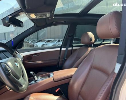 Белый БМВ 5 Серия, объемом двигателя 2 л и пробегом 254 тыс. км за 16290 $, фото 18 на Automoto.ua