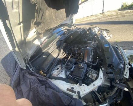 Белый БМВ 5 Серия, объемом двигателя 3 л и пробегом 220 тыс. км за 4000 $, фото 4 на Automoto.ua