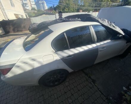 Белый БМВ 5 Серия, объемом двигателя 3 л и пробегом 220 тыс. км за 4000 $, фото 1 на Automoto.ua