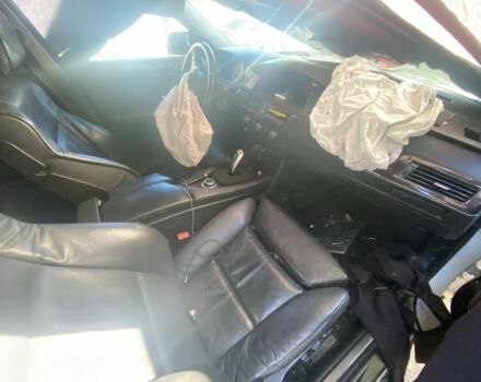 Белый БМВ 5 Серия, объемом двигателя 3 л и пробегом 220 тыс. км за 4000 $, фото 3 на Automoto.ua