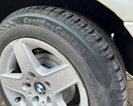 Белый БМВ 5 Серия, объемом двигателя 2.5 л и пробегом 350 тыс. км за 1300 $, фото 23 на Automoto.ua