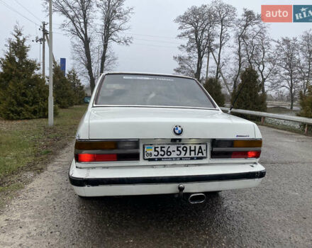 Белый БМВ 5 Серия, объемом двигателя 2.5 л и пробегом 300 тыс. км за 1550 $, фото 2 на Automoto.ua