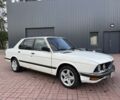Белый БМВ 5 Серия, объемом двигателя 2.5 л и пробегом 350 тыс. км за 1300 $, фото 1 на Automoto.ua