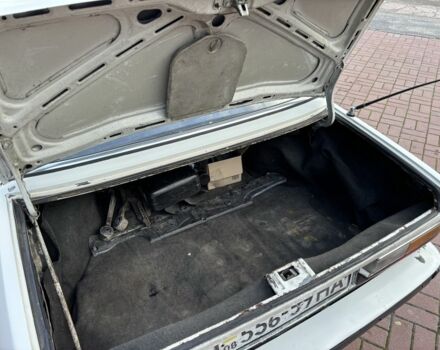 Белый БМВ 5 Серия, объемом двигателя 2.5 л и пробегом 350 тыс. км за 1300 $, фото 18 на Automoto.ua