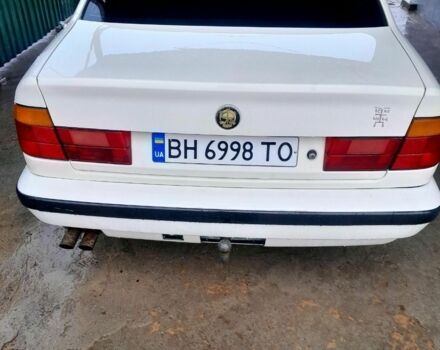 Белый БМВ 5 Серия, объемом двигателя 3.4 л и пробегом 200 тыс. км за 2700 $, фото 3 на Automoto.ua