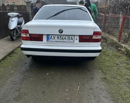 Белый БМВ 5 Серия, объемом двигателя 2 л и пробегом 560 тыс. км за 2200 $, фото 4 на Automoto.ua