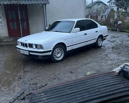 Белый БМВ 5 Серия, объемом двигателя 2 л и пробегом 560 тыс. км за 2200 $, фото 6 на Automoto.ua