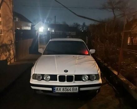 Белый БМВ 5 Серия, объемом двигателя 2 л и пробегом 560 тыс. км за 2200 $, фото 2 на Automoto.ua