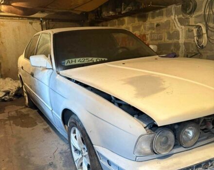 Белый БМВ 5 Серия, объемом двигателя 2 л и пробегом 300 тыс. км за 947 $, фото 2 на Automoto.ua