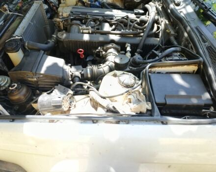 Белый БМВ 5 Серия, объемом двигателя 0 л и пробегом 400 тыс. км за 1900 $, фото 3 на Automoto.ua