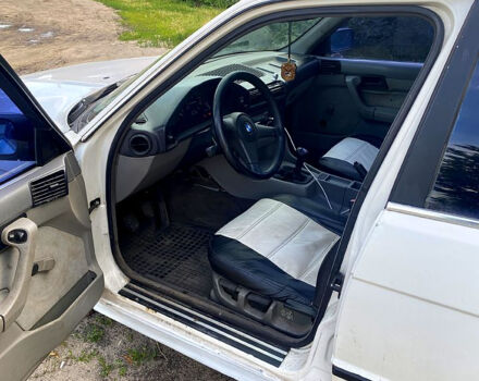 Білий БМВ 5 Серія, об'ємом двигуна 2.5 л та пробігом 271 тис. км за 1500 $, фото 7 на Automoto.ua