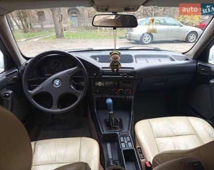 Белый БМВ 5 Серия, объемом двигателя 2.49 л и пробегом 589 тыс. км за 2000 $, фото 6 на Automoto.ua