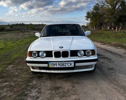 Белый БМВ 5 Серия, объемом двигателя 0 л и пробегом 100 тыс. км за 1500 $, фото 2 на Automoto.ua