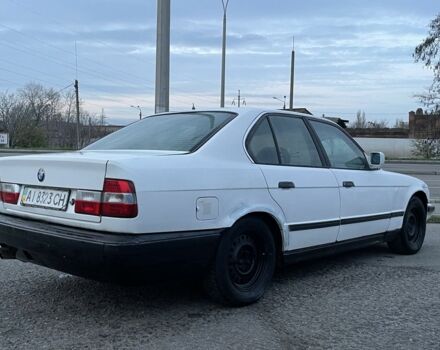 Белый БМВ 5 Серия, объемом двигателя 2 л и пробегом 500 тыс. км за 1350 $, фото 3 на Automoto.ua