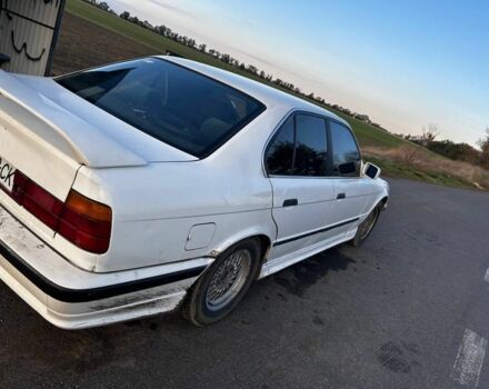 Белый БМВ 5 Серия, объемом двигателя 0 л и пробегом 100 тыс. км за 1500 $, фото 4 на Automoto.ua