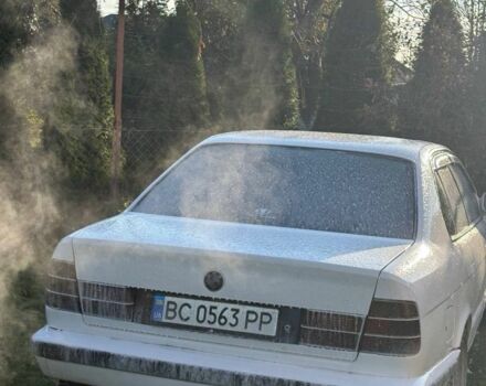 Белый БМВ 5 Серия, объемом двигателя 3.4 л и пробегом 460 тыс. км за 2319 $, фото 7 на Automoto.ua