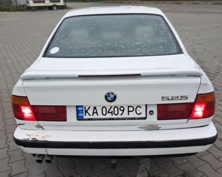 Білий БМВ 5 Серія, об'ємом двигуна 2.5 л та пробігом 350 тис. км за 2800 $, фото 18 на Automoto.ua