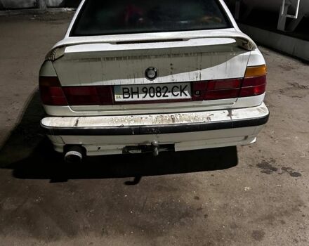 Белый БМВ 5 Серия, объемом двигателя 0 л и пробегом 100 тыс. км за 1500 $, фото 1 на Automoto.ua