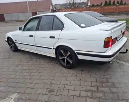 Білий БМВ 5 Серія, об'ємом двигуна 2.5 л та пробігом 350 тис. км за 2800 $, фото 1 на Automoto.ua